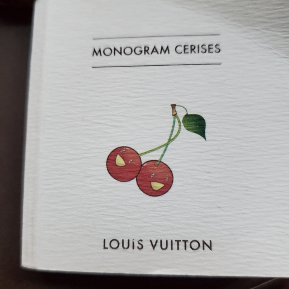 LOUIS VUITTON Monogram Cerises Mules. RARE! - Picture 7 of 7